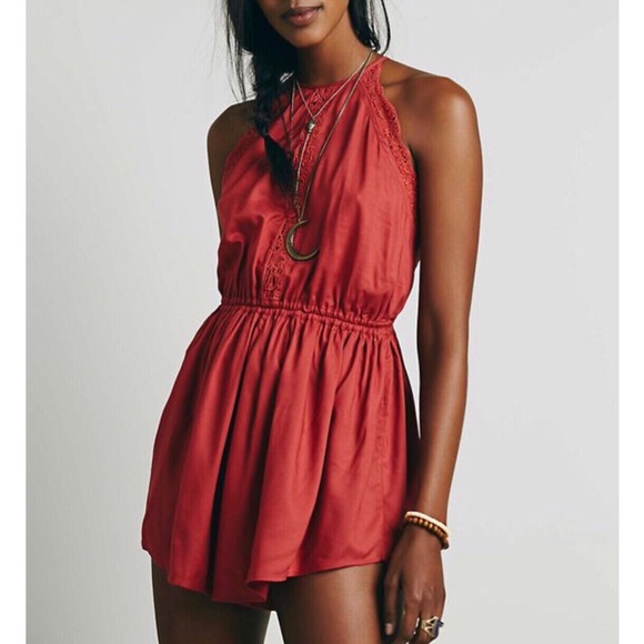 Free People Pants - Free People Sz M Open Crossback Romper EUC Free People Pants - Free People Sz M Open Crossback Romper EUC